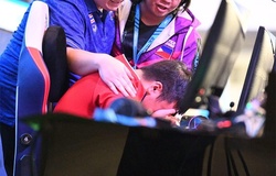 Tuyển thủ Audition Việt Nam gục khóc sau khi đánh rơi tấm HCV SEA Games 33