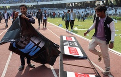 Người tổ chức chuyến thăm Kolkata của Messi, De Paul và Suarez bị bắt giữ sau vụ hỗn loạn