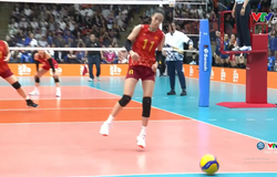 Nhìn lại điểm quyết định đầy tranh cãi tước đi cơ hội giành Vàng của bóng chuyền Việt Nam