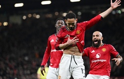 Bảng xếp hạng Ngoại hạng Anh sau khi MU phải chia điểm