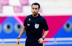 Trọng tài Iran Mooud Bonyadifard cầm còi chung kết bóng đá nam SEA Games 33