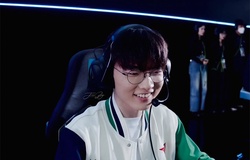 Faker rạng rỡ trong fan meeting T1, dành riêng điều đặc biệt cho cho fan Việt