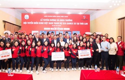 Lễ trao thưởng đội tuyển điền kinh VIệt Nam sau chiến tích huy hoàng tại SEA Games 33