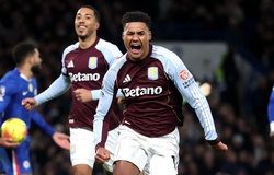 Aston Villa đã "lột xác" ngoạn mục thế nào sau quyết định thay người của Emery?