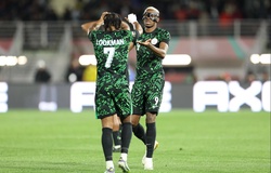 Kết quả Cúp châu Phi: Osimhen dành tặng một bàn thắng cho trọng tài biên