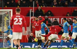 Các CĐV MU tức giận đổ lỗi cho trận hòa Wolves là do một quyết định của Amorim