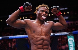 Joe Rogan ca ngợi Ateba Gautier là tương lai UFC: “Quá đáng sợ”