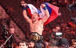 Petr Yan là Võ sĩ xuất sắc nhất  2025: Chất lượng hay số lượng?