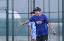 HLV Kim Sang Sik củng cố khả năng phòng ngự cho U23 Việt Nam