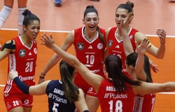 Olympiacos ngược dòng hạ nhà vô địch Serbia, Stevanović tỏa sáng rực rỡ tại Champions League