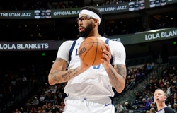 Kế hoạch bán Anthony Davis phá sản: Mavericks mắc kẹt với ngôi sao chấn thương