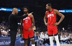 HLV Ime Udoka nổi cơn thịnh nộ: "Rockets dựa dẫm vào ông già 37 tuổi Kevin Durant là một vấn đề lớn"