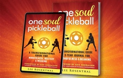 Cuốn sách biến việc tập luyện pickleball thành hành trình phát triển bản thân