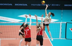 VakıfBank tiếp tục chuỗi bất bại ở Sultanlar Ligi bằng chiến thắng thuyết phục