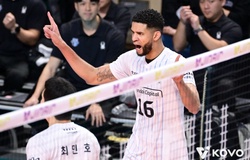 Leo và cuộc tái ngộ đặc biệt với Park Chul-Woo: Từ đồng đội thân thiết đến đối thủ trên băng ghế huấn luyện