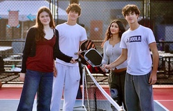 Từ đam mê đến phong trào: pickleball học đường bùng nổ tại Los Angeles