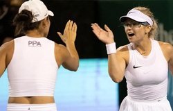 Waters và Bright giành danh hiệu đôi nữ thứ 15 sau chung kết căng thẳng