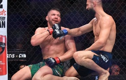 Dricus Du Plessis vs Khamzat Chimaev: Bài học nhàm chán với chiếc đai vô địch UFC