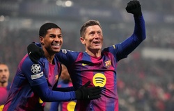 Lewandowski tạo dấu mốc trong ngày Barcelona hạ gục đội bóng không thi đấu suốt 2 tháng