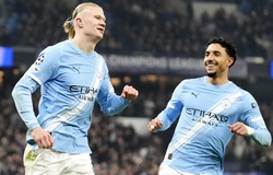 Haaland chấm dứt cơn khát bàn thắng, giúp Man City tránh khỏi vòng play-off Champions League