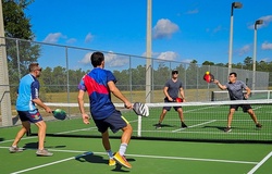 Vì sao lob bóng là kỹ thuật bị đánh giá thấp nhất trong pickleball?
