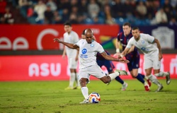 Không Xuân Son, đá hỏng 2 quả phạt đền, Nam Định vẫn giữ ngôi đầu bảng