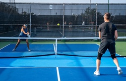Giá thuê sân có đang “bóp nghẹt” Pickleball? Khi rào cản chi phí đe dọa sức sống của môn thể thao đại chúng