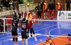 Galatasaray và Belediyespor mang đến cuộc rượt đuổi 5 set hấp dẫn