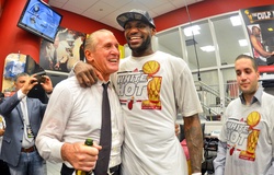 Góc nhìn kinh tế từ cú dứt áo ra đi của LeBron James: Lẽ ra đã có một thập kỷ hái ra tiền tại Miami Heat