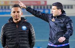 Bốn ngày, hai HLV châu Âu mất việc: Ghế nóng V.League rất khắc nghiệt