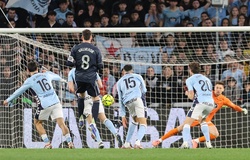 Valverde cứu nguy cho Real Madrid bằng chiến thắng kịch tính ở phút 90+4