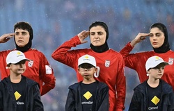 Tuyển nữ Iran lo ngại nguy hiểm khi trở về nước sau vụ từ chối hát quốc ca