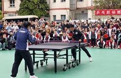 Ánh hào quang Olympic thắp sáng giấc mơ bóng bàn trong trường học