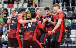 Asseco Resovia Rzeszow thắng áp đảo Barkom, chính thức vào play-off PlusLiga
