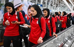 Tuyển nữ Iran tới Malaysia, chờ phương án trở về nước