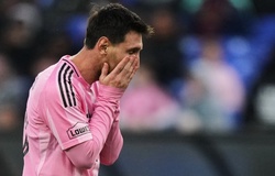 Messi khó chịu với việc hình ảnh bị sử dụng trong chiến dịch bầu cử Barcelona