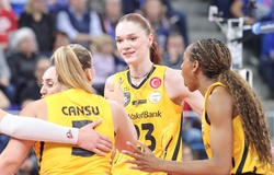 Đại chiến Istanbul: VakıfBank nắm lợi thế, Milano quyết lật ngược thế cờ