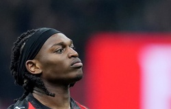 AC Milan sẽ xem xét tất cả các lời đề nghị cho Rafael Leao