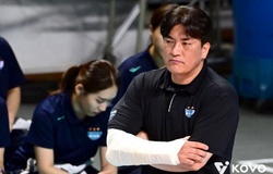 HLV đội tuyển bóng chuyền Hàn Quốc mất việc chỉ sau 1 tháng