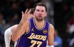 Ghi trung bình hơn 40 điểm/trận sân khách, Luka Doncic tái lập kỷ lục NBA của Michael Jordan