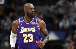 Sự bền bỉ đáng kinh ngạc: LeBron James độc chiếm đỉnh bảng xếp hạng chiến thắng mọi thời đại