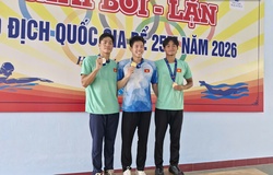 “Một mình một ngựa” về đích: Quang Thuấn phá sâu kỷ lục QG ở bơi VĐQG bể 25m