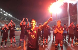 Chanathip đốt pháo ăn mừng, đồng đội “góp quỹ” nộp phạt gây bão mạng