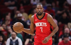 Kevin Durant hé lộ bí quyết sinh tồn tại NBA sau 18 năm: "Tôi không thích làm màu"