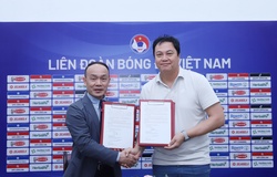 VFF “trói chân” trợ lý thân tín của HLV Kim Sang Sik đến năm 2027