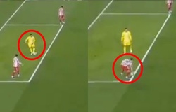 HLV Flick của Barcelona bức xúc vì hậu vệ Atletico không bị thẻ đỏ và chịu phạt đền