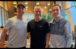 Andre Agassi và Ben Johns tạo “cơn sốt” pickleball tại Malaysia, Kuala Lumpur bùng nổ khán giả