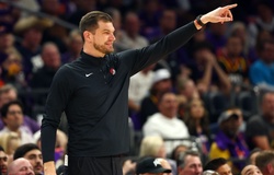 Bất ngờ đưa Blazers vào Playoffs, Tiago Splitter ghi danh vào lịch sử HLV tân binh tại NBA