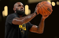 Bất chấp tin đồn bủa vây, LeBron James và Lakers hướng tới một cái kết trọn vẹn