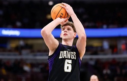 Khước từ 10 triệu USD từ NCAA, ngôi sao trẻ người Đức Hannes Steinbach nhắm thẳng tới NBA